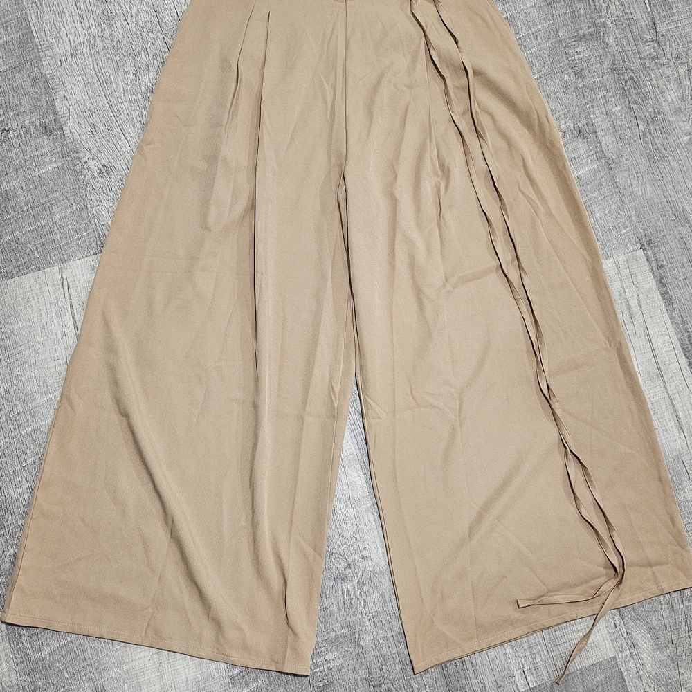 Elegant Tan Women's Jumpsuit - Picture 4 of 8